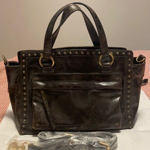 Small brown tote with zipper